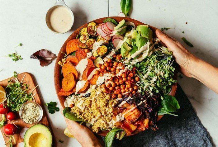 Một bát cháo thịt bằm tiêu chuẩn đầy đủ dinh dưỡng và lượng calo hợp lý cho bữa ăn hàng ngày