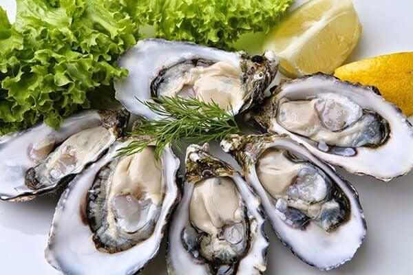 Chất lượng calo và dinh dưỡng quan trọng hơn số lượng cho sức khỏe tối ưu