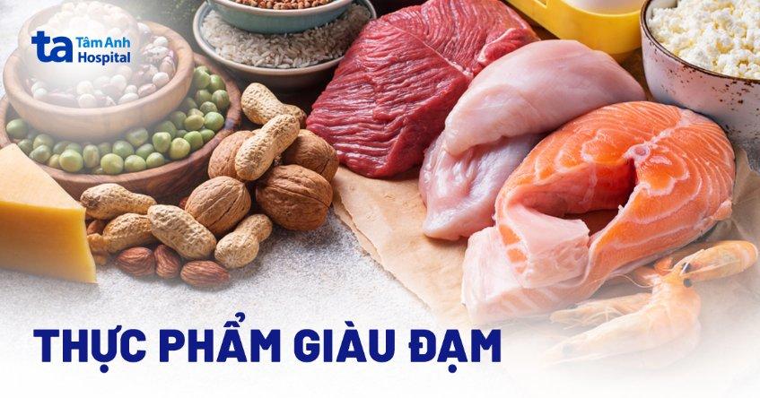 Thịt bò cung cấp nhiều dinh dưỡng và năng lượng cho cơ thể, nhưng cần chọn loại nạc để giảm calo.